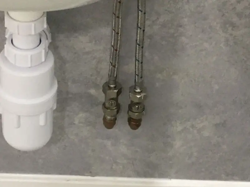 repair to sink unit